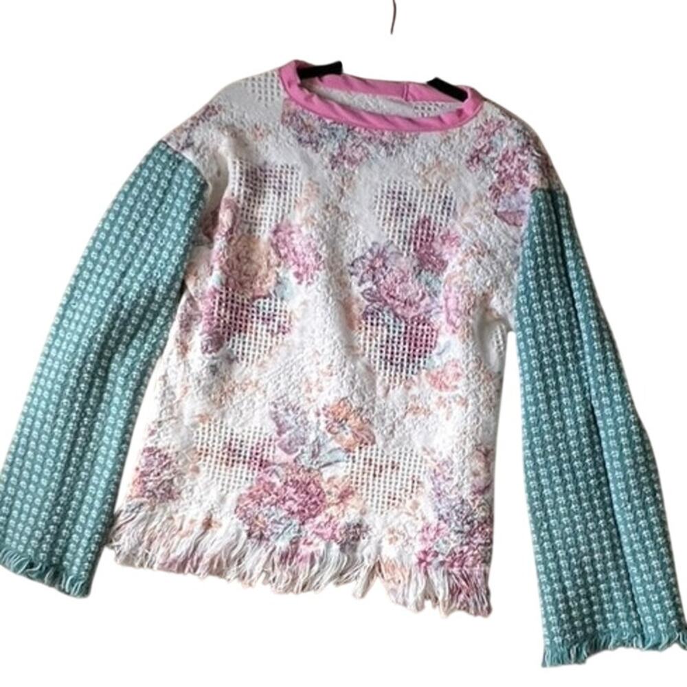 Tapestry crewneck floral pattern, upcycled blanket w fringe, Handmade Med